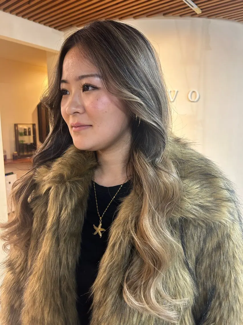 ロング カラー バレイヤージュ デザインカラー オレンジ レイヤーカット カット ヘアカラー 竹井俊介/ブリーチ /レイヤーカットのヘアスタイル