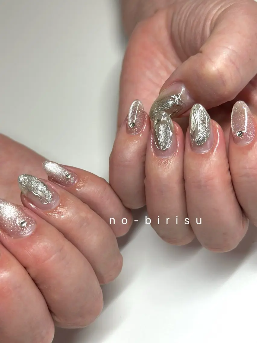 ミディアム ハンドネイル no-birisu nailのネイルデザイン
