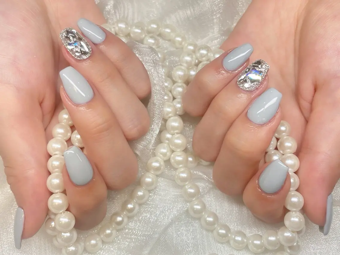 ネイル 長さ出し フットネイル フレンチネイル ジェルネイル ガラスフレンチ More Glam八王子店のネイルデザイン
