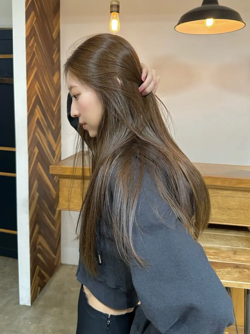 ロング NAGISA 🎀艶髪カラー🎀のヘアスタイル
