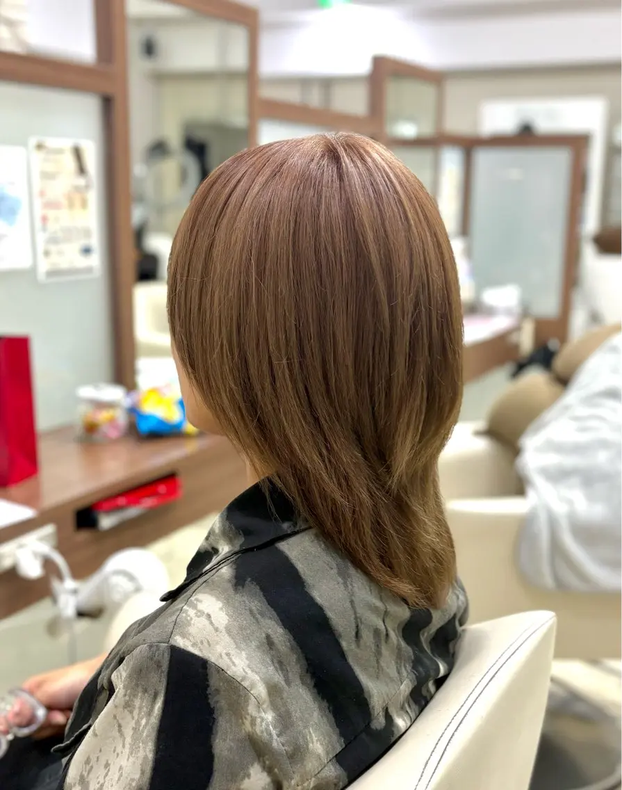 ミディアム カラー ベージュカラー ブリーチ ヘアカラー カラーモデル募集！ 大井 杏莉のヘアスタイル