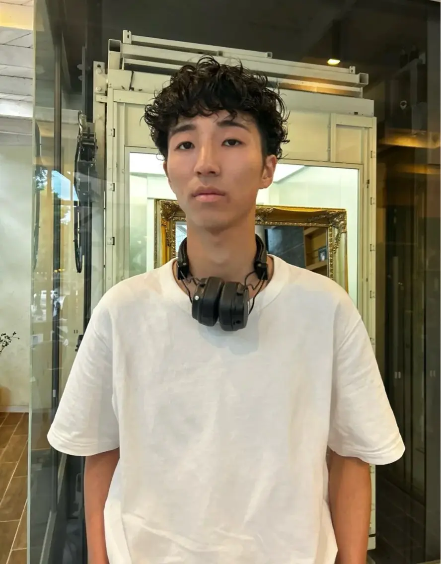 パーマ メンズ 西 優衣奈のヘアスタイル