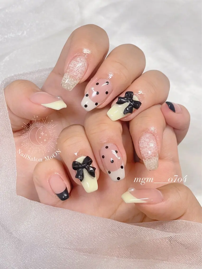 ハンドネイル ハンドケア MoON...❤︎ MeGuのネイルデザイン