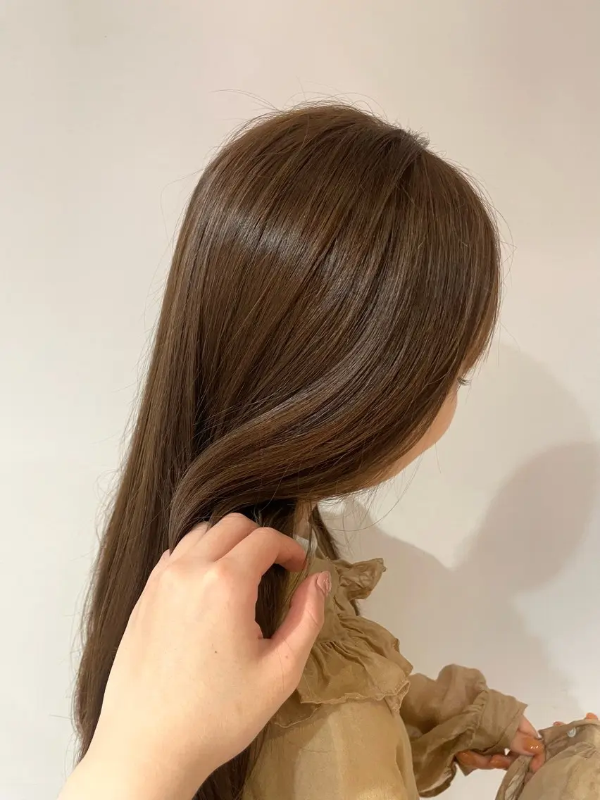 ロング カラー ベージュカラー ブリーチ ブリーチなしカラー mist🌿 🌿のヘアスタイル