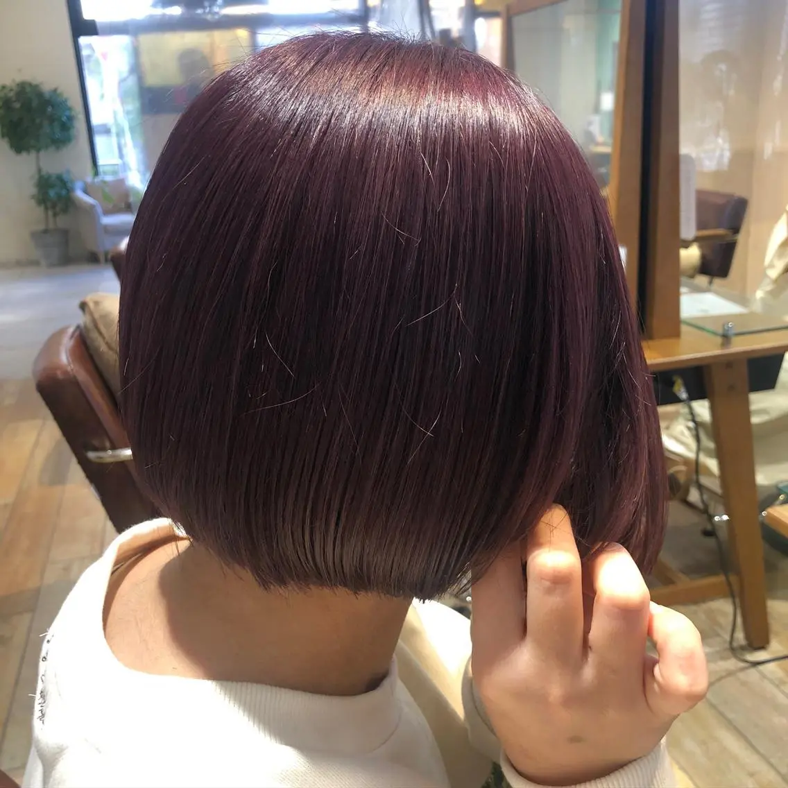 ショート カラー NATSUMI AR.MARAのヘアスタイル