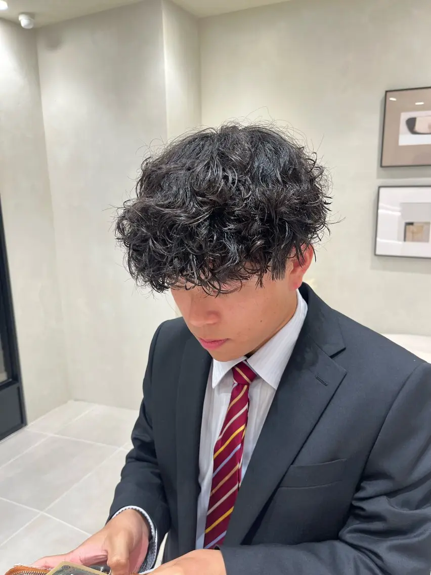 パーマ 渡利 晃大のヘアスタイル