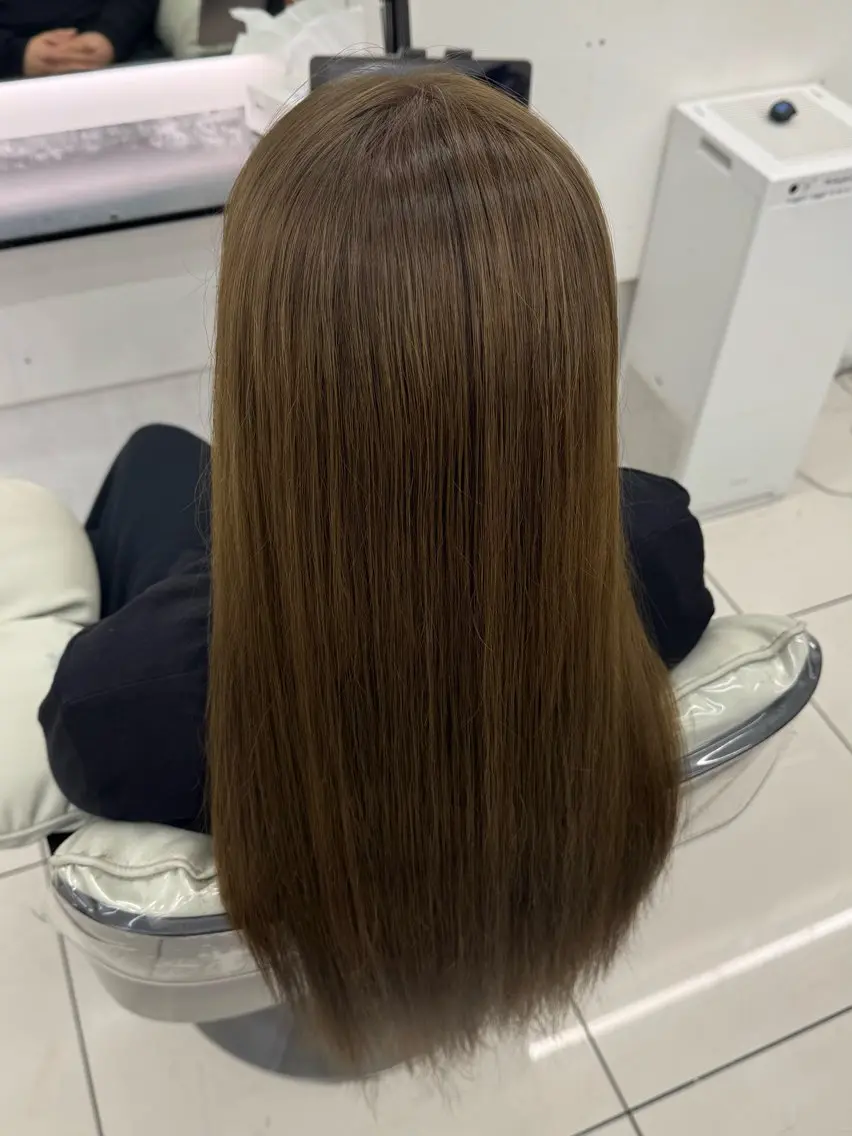 ロング ヘアカラー トリートメント Nene /Roverのヘアスタイル