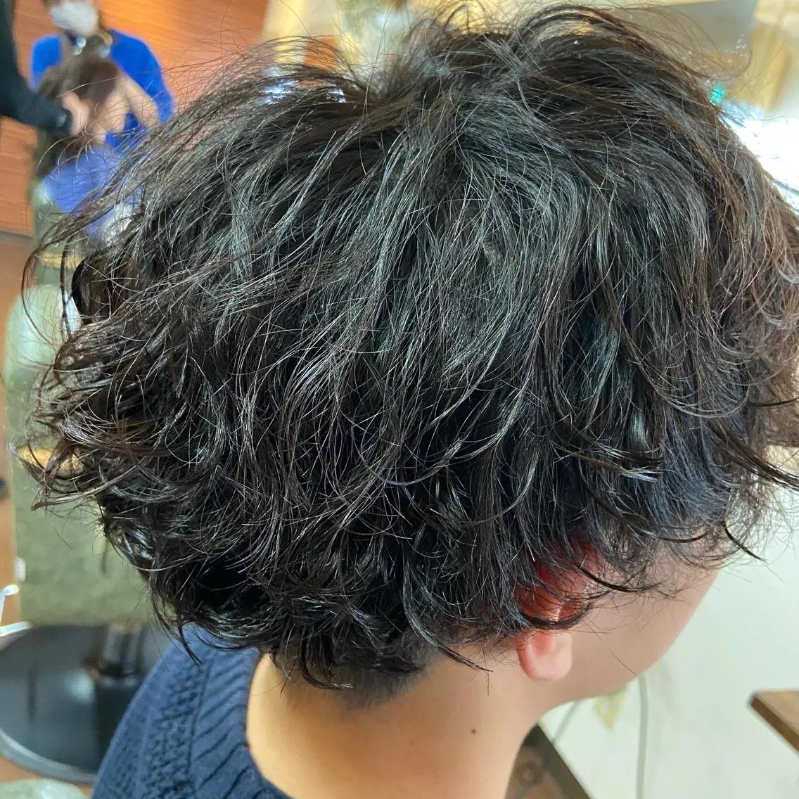 ショート パーマ メンズ 💜推しインナー カラー/菊池柊真💜のヘアスタイル