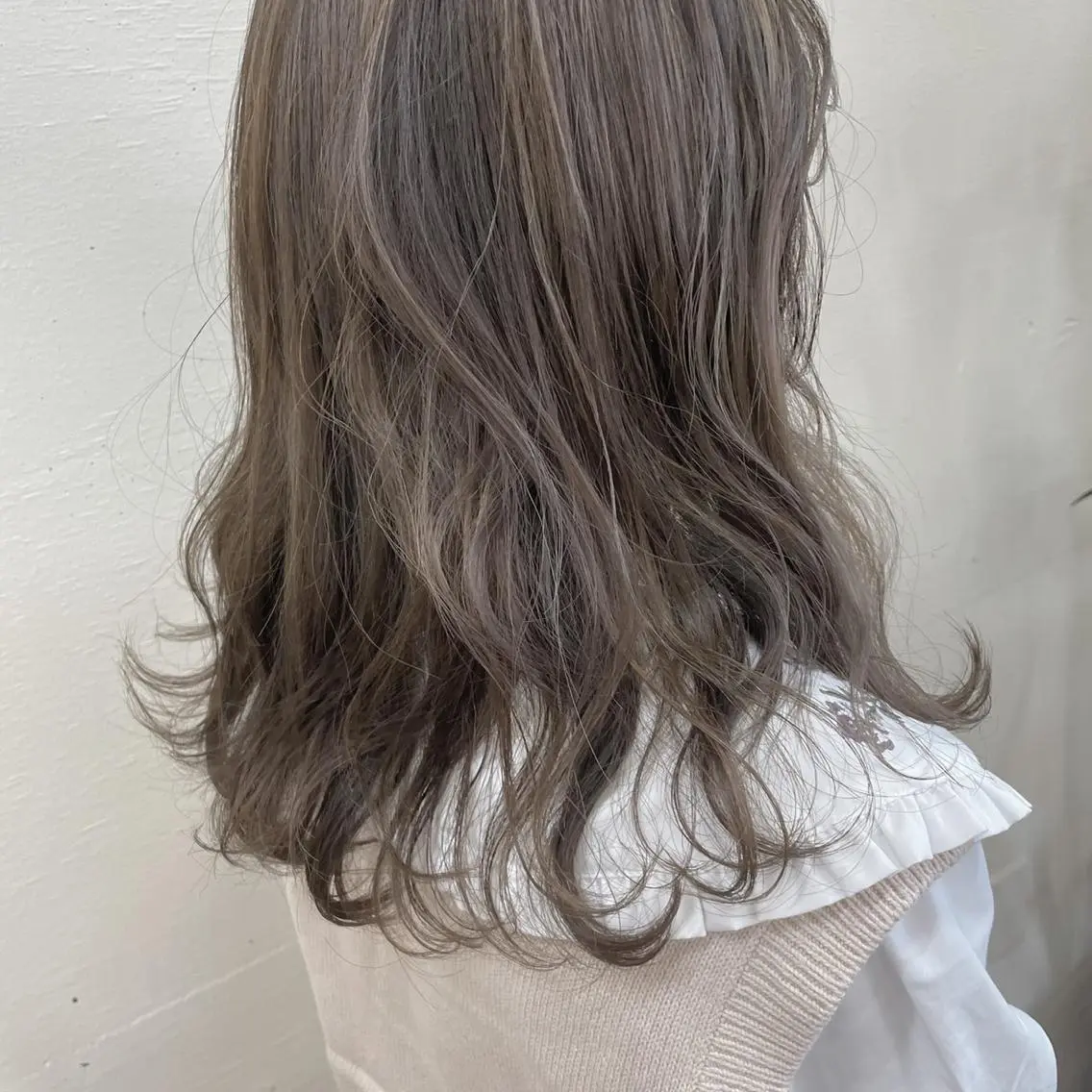 セミロング 戸丸 絵夢のヘアスタイル