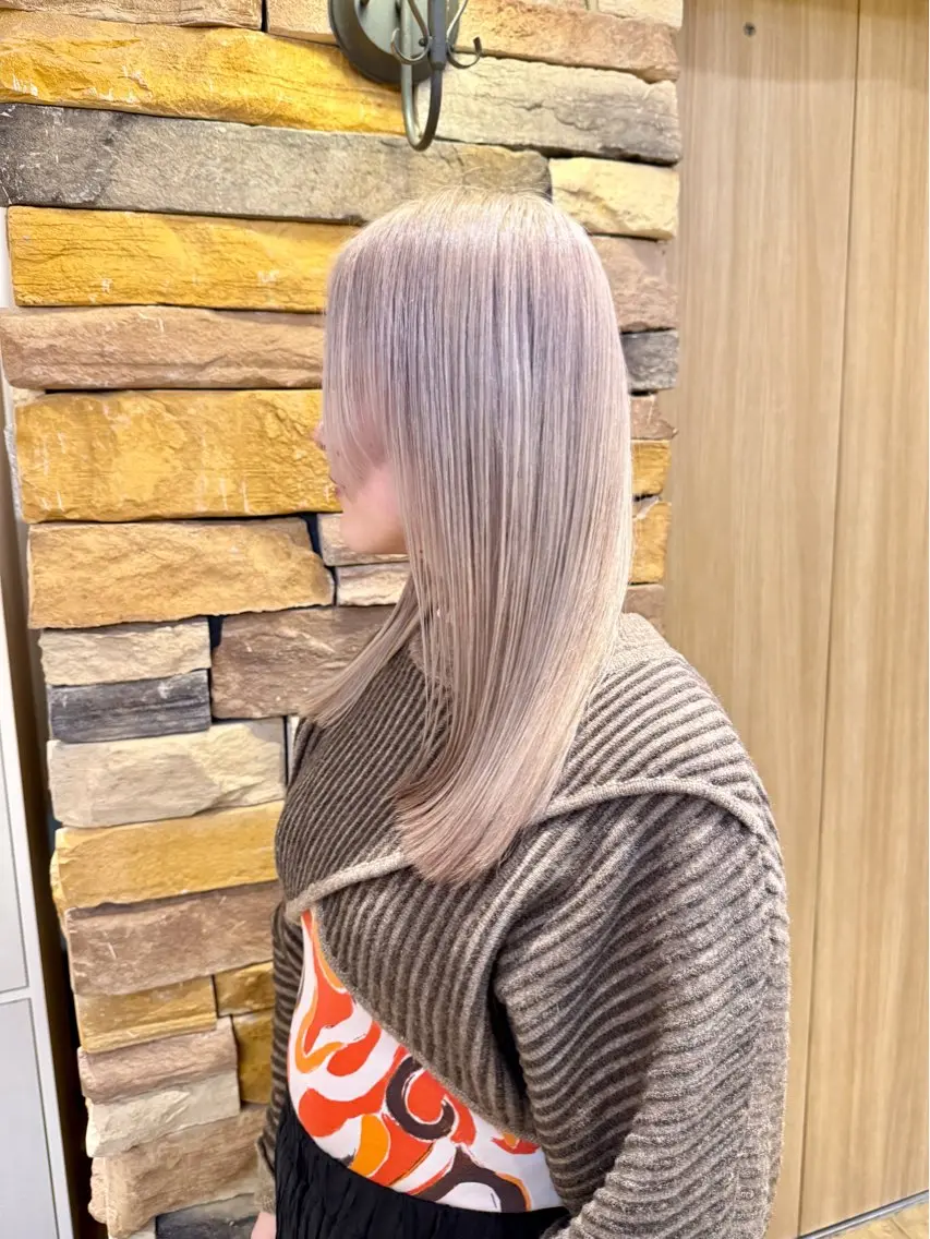 ロング カラー ブリーチ ケアブリーチ ダブルカラー ヘアカラー トリートメント 千 田のヘアスタイル
