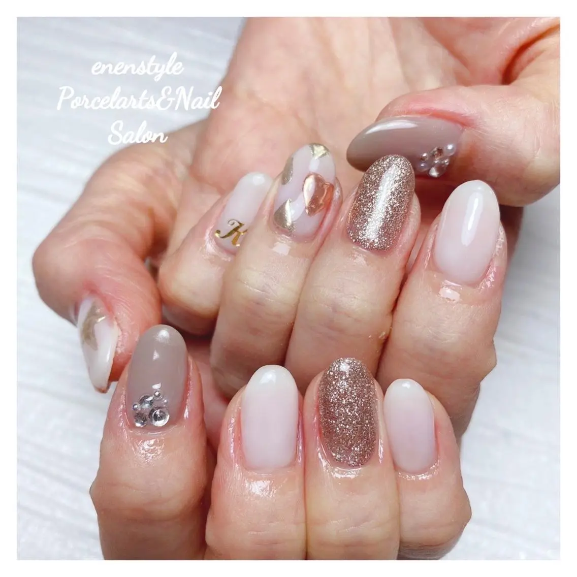ミディアム ネイル 🐾enen style 🐾のネイルデザイン
