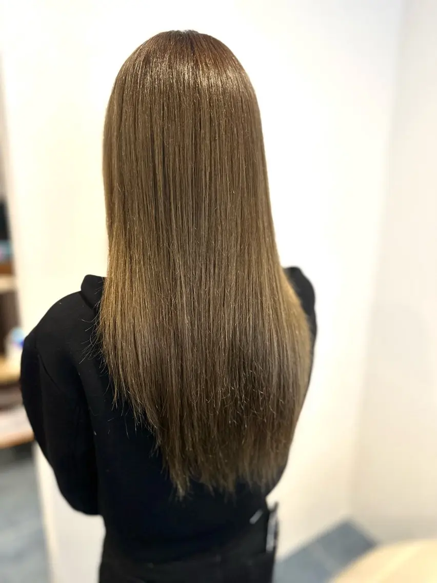 カラー グレージュ カット ヘアカラー uchida erikoのヘアスタイル