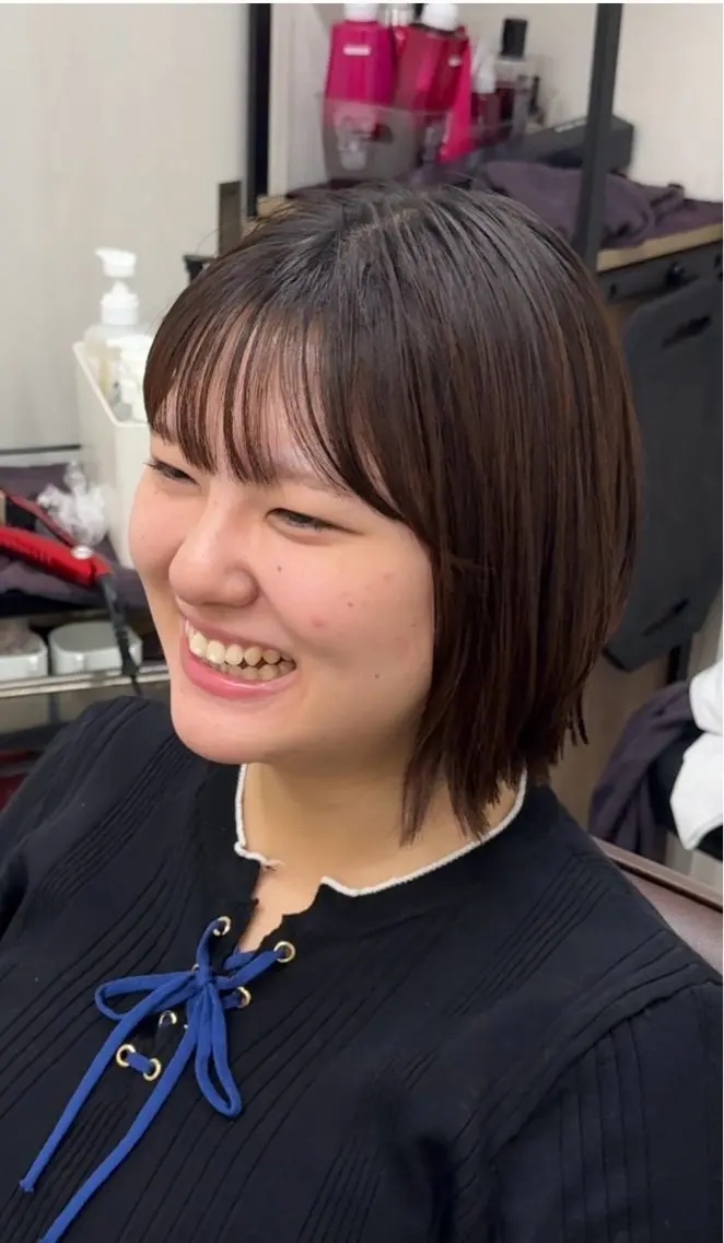 ショート 新宿3丁目大人サロン 🪽イケイリョウコのヘアスタイル