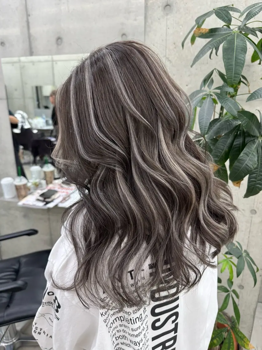 カラー ヘアカラー Asami/名古屋/ ハイトーン/デザインのヘアスタイル