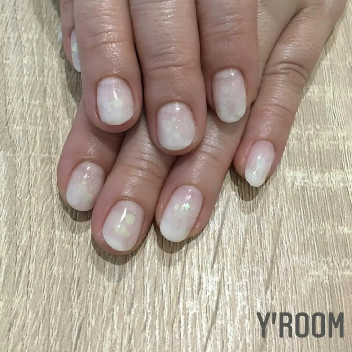 ネイル フラッシュネイル ジェルネイル マグネットネイル ニュアンスネイル ワンカラーネイル ハンドネイル YUKA （ネイリスト）のネイルデザイン