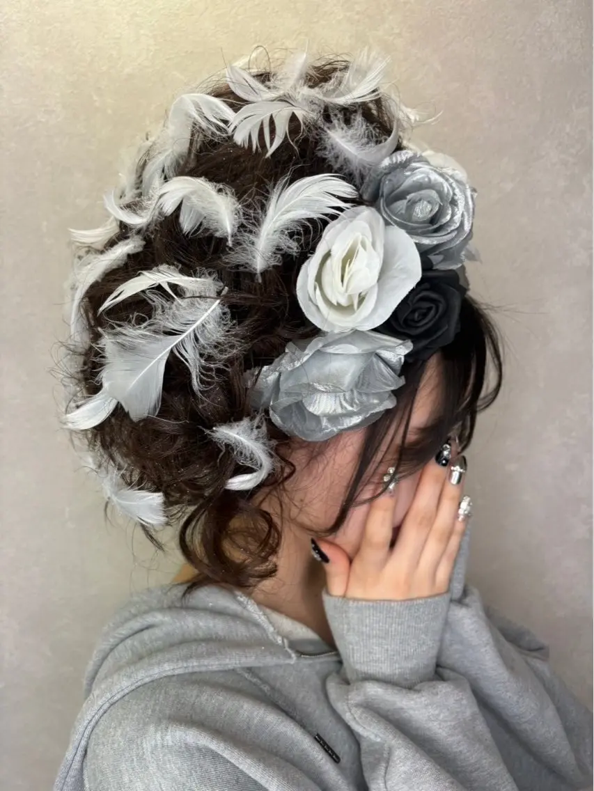 セミロング ヘアアレンジ 横路 めぐみのヘアスタイル