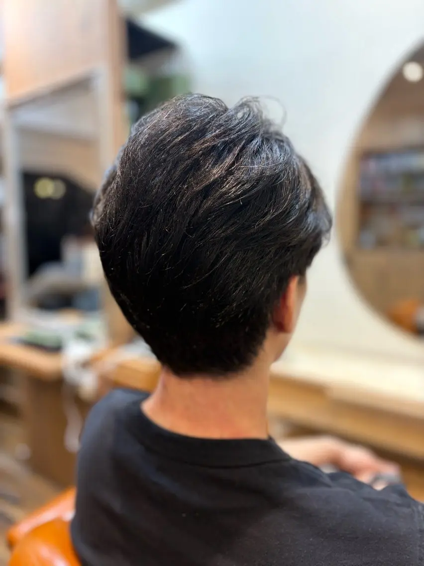ショート カット 小松 美咲のヘアスタイル