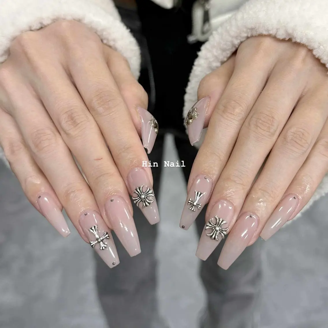ネイル ハンドネイル HIN NAILのネイルデザイン
