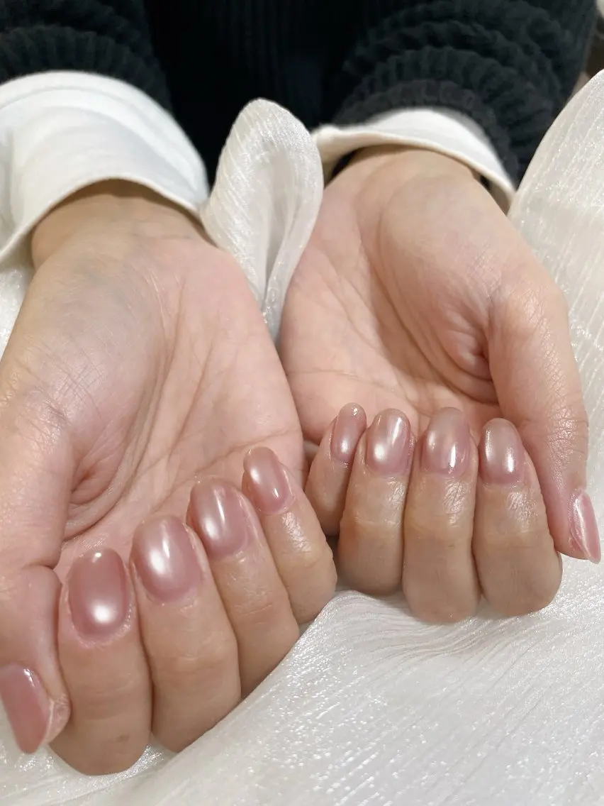 ネイル オーロラネイル フットネイル フレンチネイル ジェルネイル マグネットネイル ハンドネイル mogunail &blowのネイルデザイン