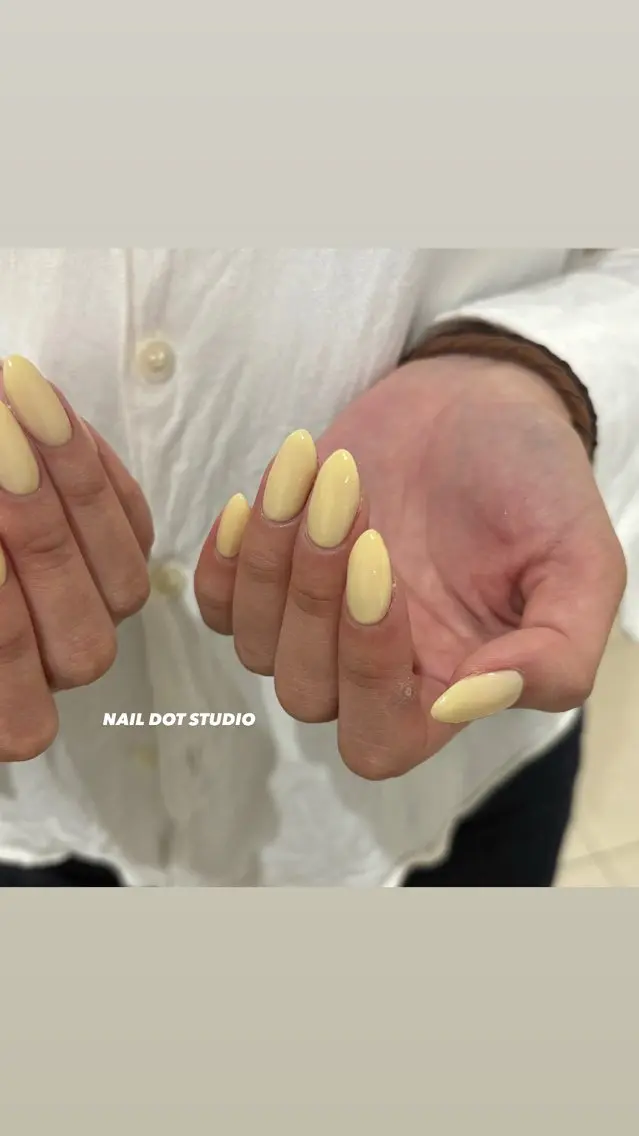 ミディアム ハンドネイル NAIL DOT STUDIOsaraのネイルデザイン