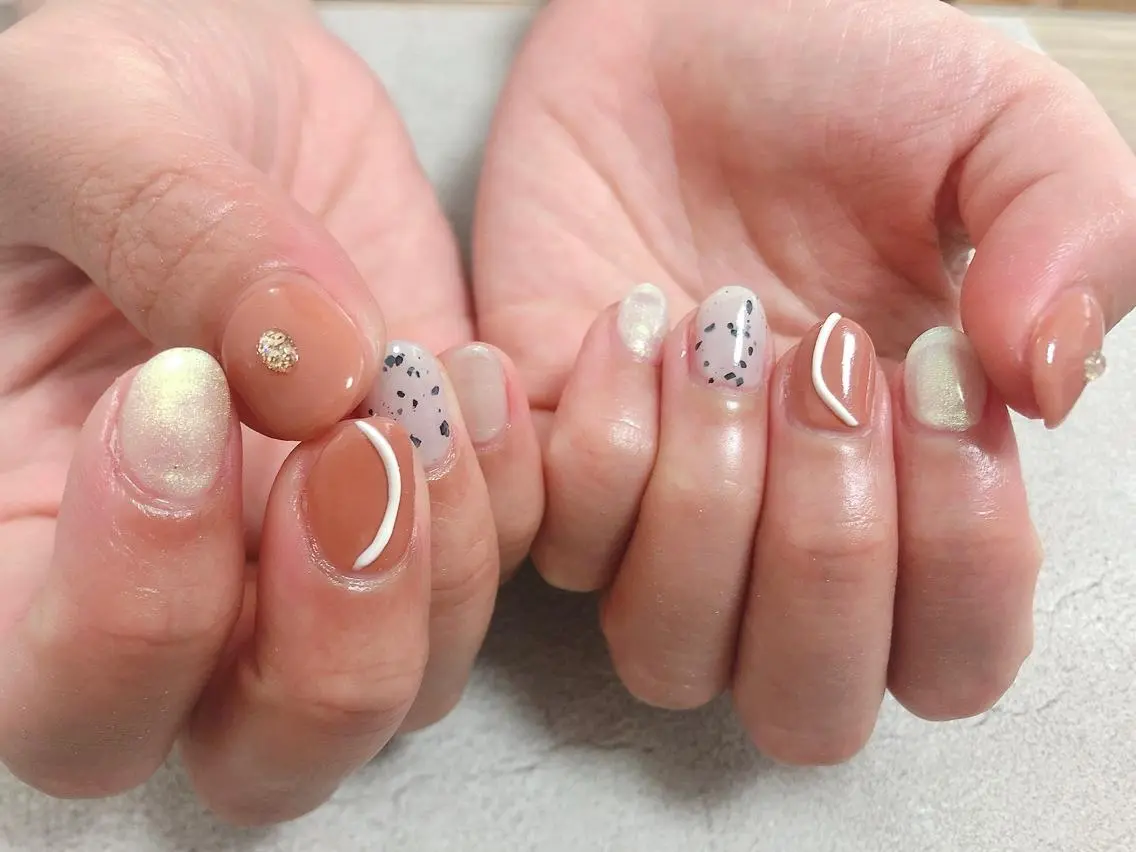 ネイル ハンドネイル mogunail &blowのネイルデザイン