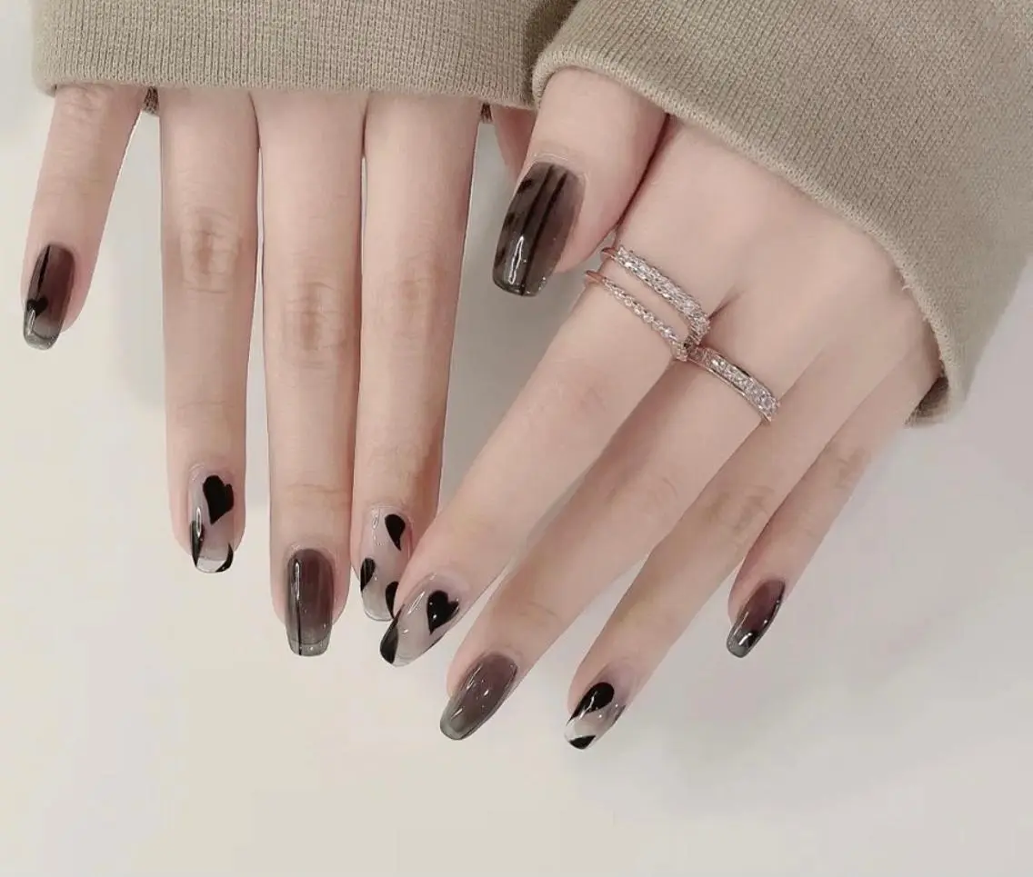 ネイル SYR nail salonのネイルデザイン