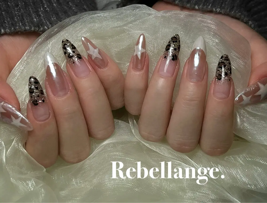 ネイル ハンドネイル Rebellange n.のネイルデザイン
