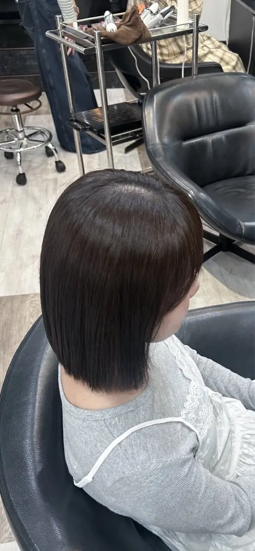 ショート カラー ブリーチ ヘアカラー 原 心愛のヘアスタイル