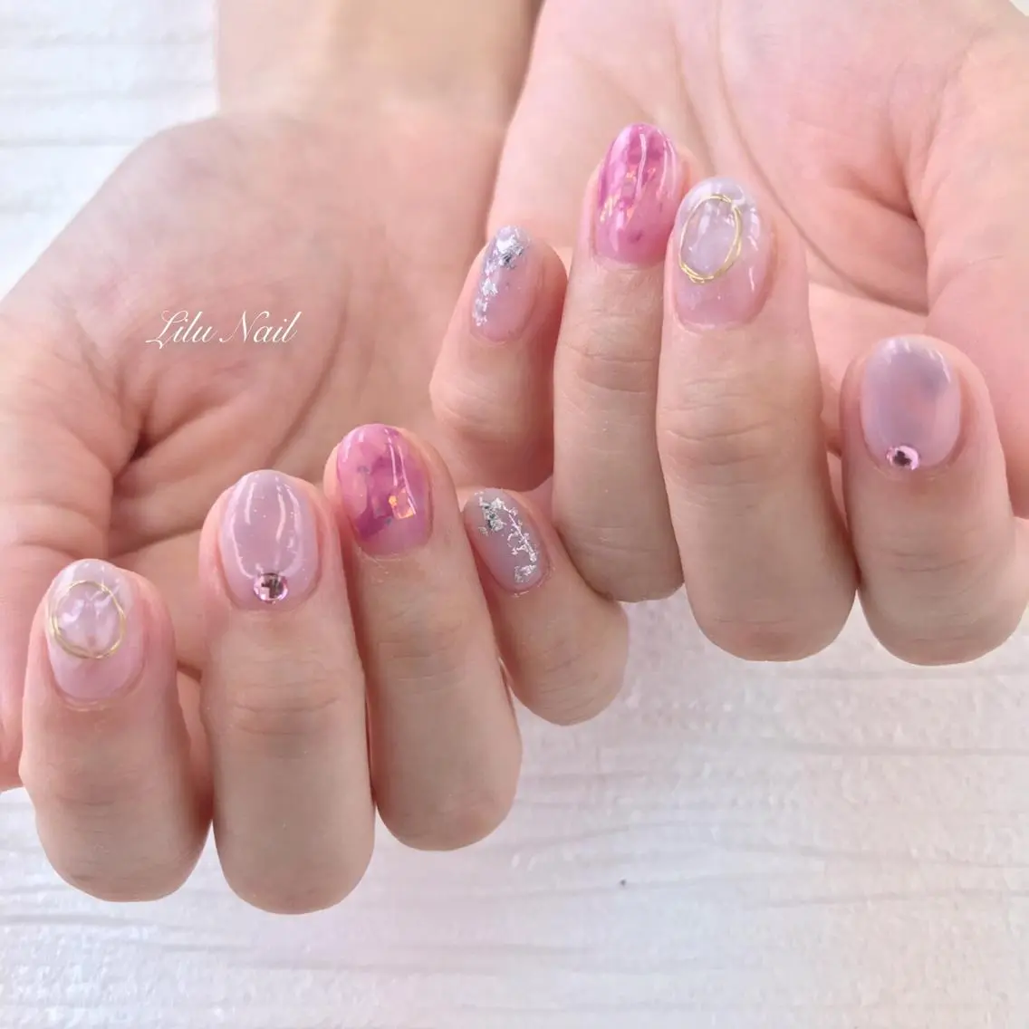 ネイル ニュアンスネイル モチの良さ◉ フィルインネイル♡のネイルデザイン
