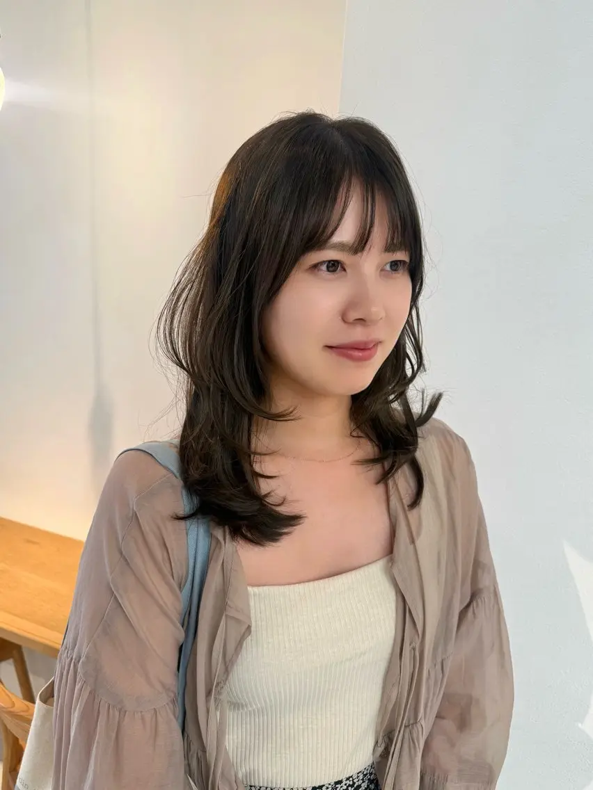 セミロング カラー カット ヘアカラー トリートメント 安永 涼のヘアスタイル
