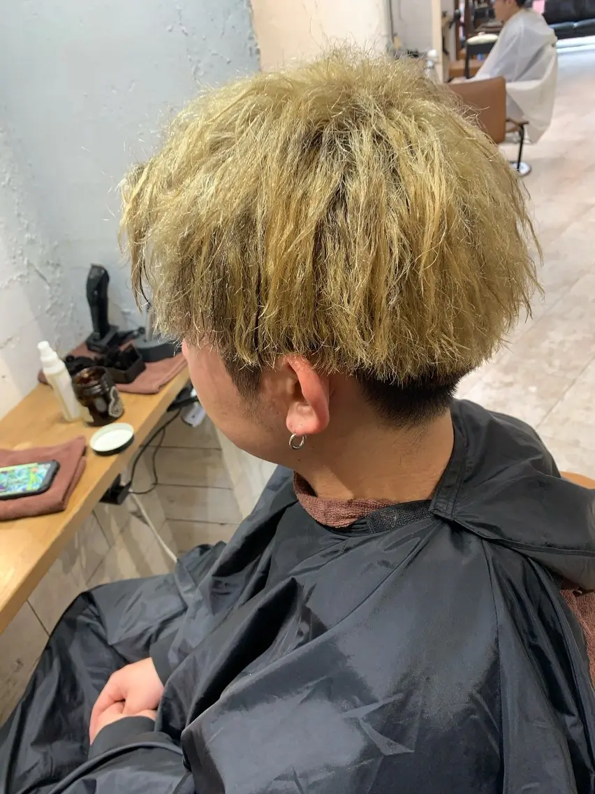 ミディアム メンズデザイナー Jojiのヘアスタイル