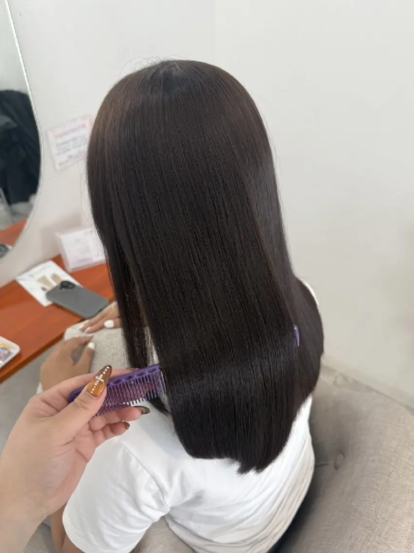 セミロング カラー カット トリートメント piLLon 心斎橋のヘアスタイル
