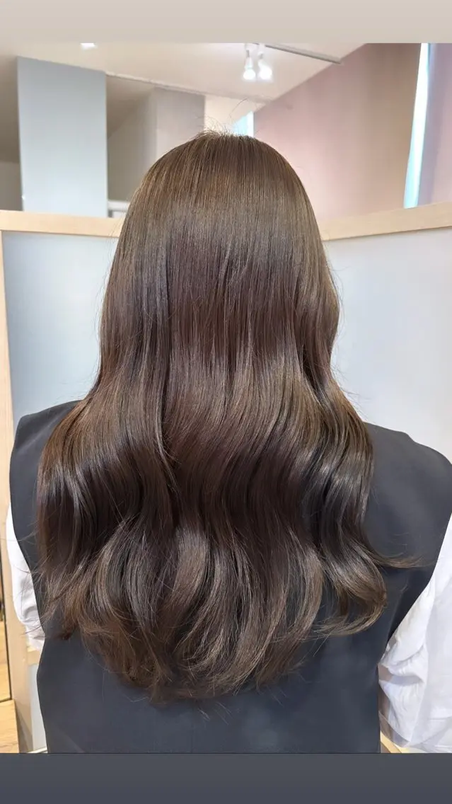 ロング カラー ヘアアレンジ ベージュカラー ブリーチ ブリーチなしカラー ピンクカラー ピンクベージュ ヘアカラー トリートメント REONA🪽✨薬院 レイヤーカット🫧のヘアスタイル