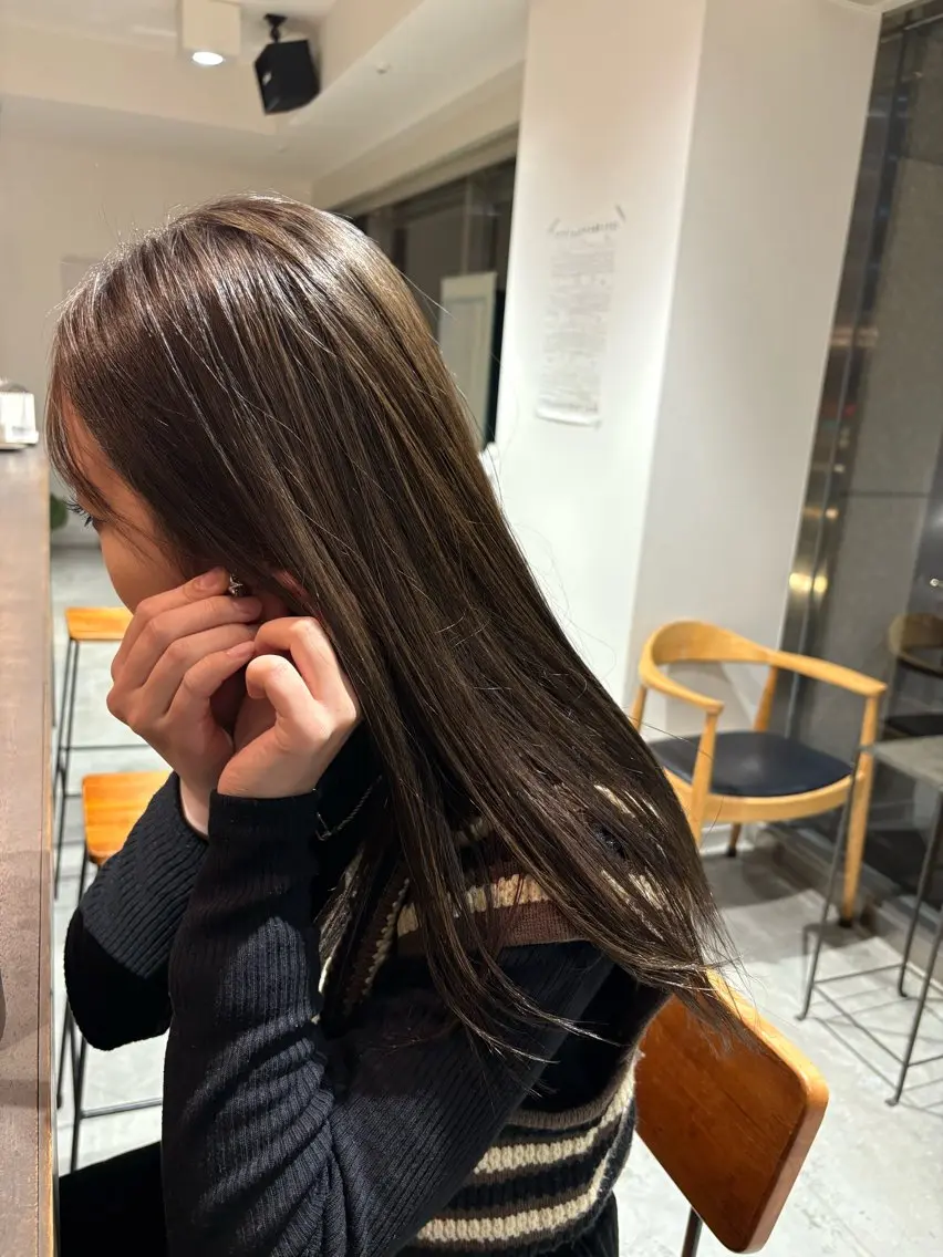 ロング カラー 透明感カラー ヘアカラー 高橋 杏のヘアスタイル