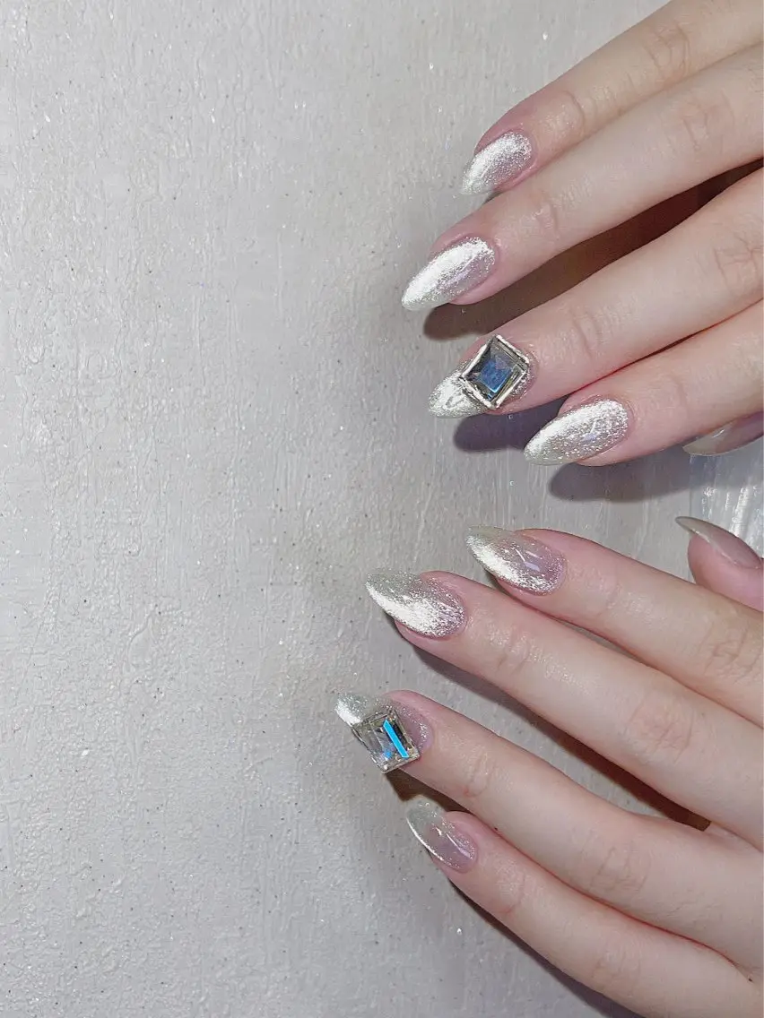 ネイル マグネットネイル Minami Nailのネイルデザイン