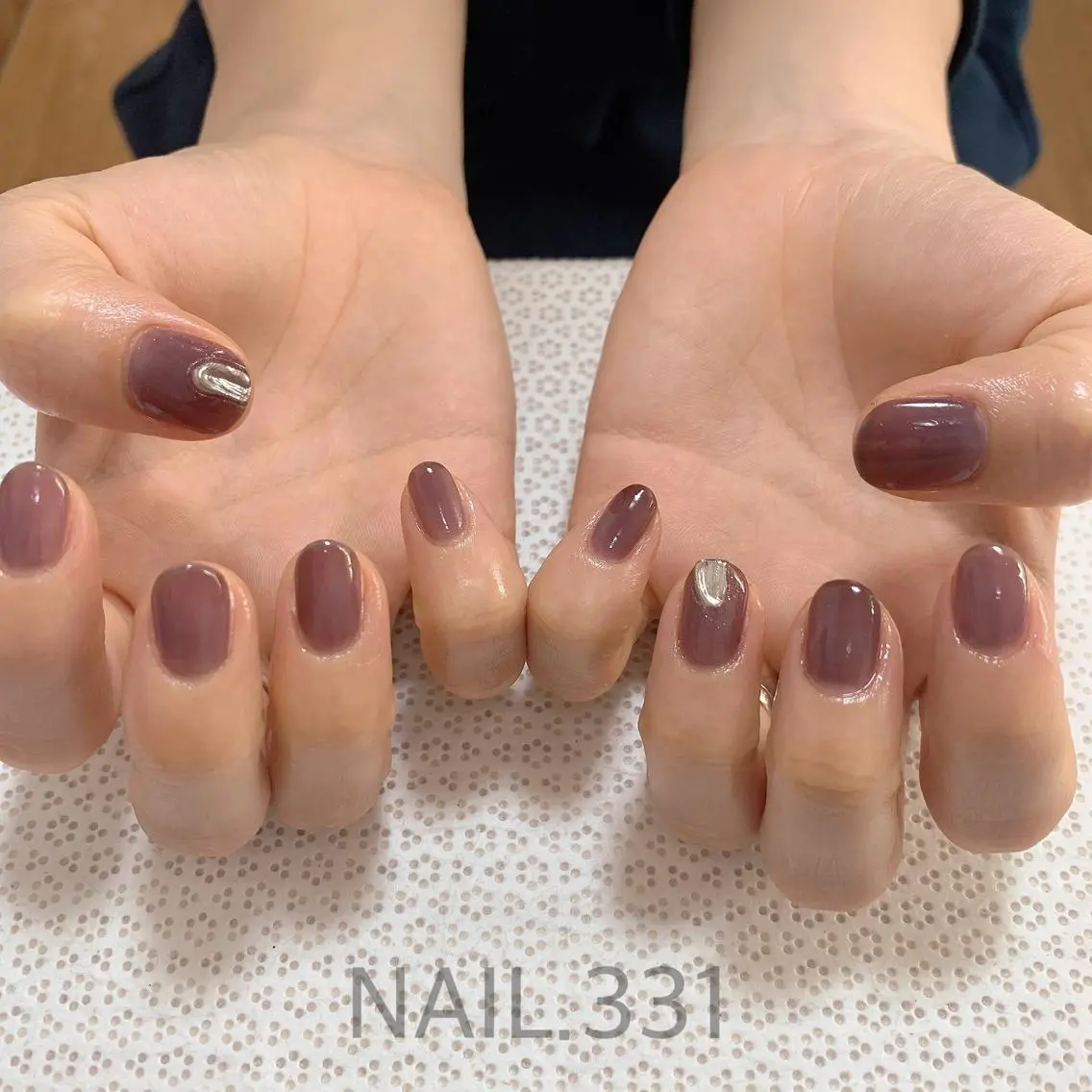 ネイル ニュアンスネイル パープル ハンドネイル Nail 331のネイルデザイン