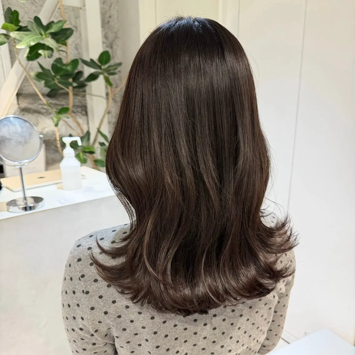 セミロング カラー 顔周りレイヤー꙳⋆ ミディアム⌇SAKIのヘアスタイル