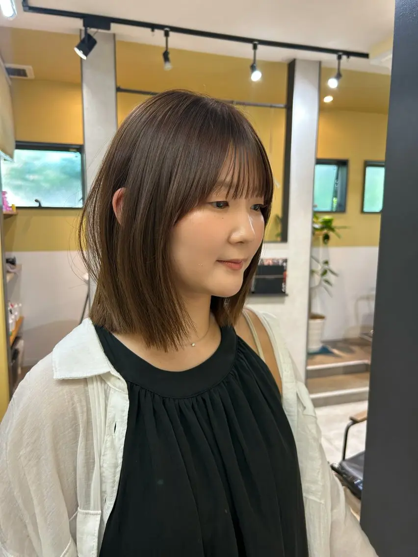 ミディアム カット トリートメント hubhair レイヤー/透明感のヘアスタイル