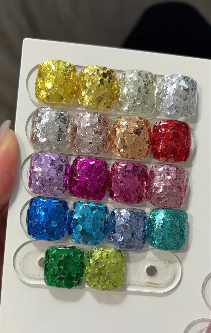 ネイル フットネイル ラメ(グリッター) フットネイル salonCIPAL MAIのネイルデザイン