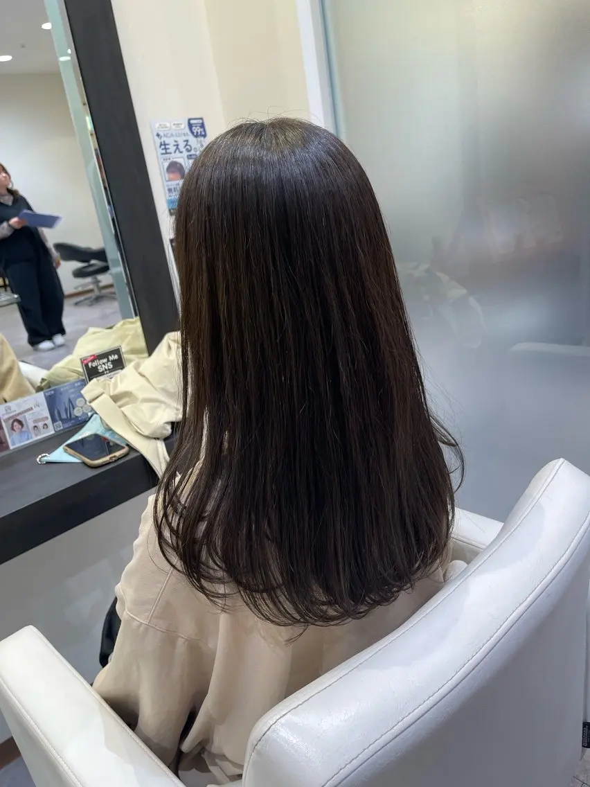 オススメ‼️極艶イルミナカラー🌈＋似合わせカット💇‍♂️＋3ステップ極潤ハホニコトリートメント✨の写真