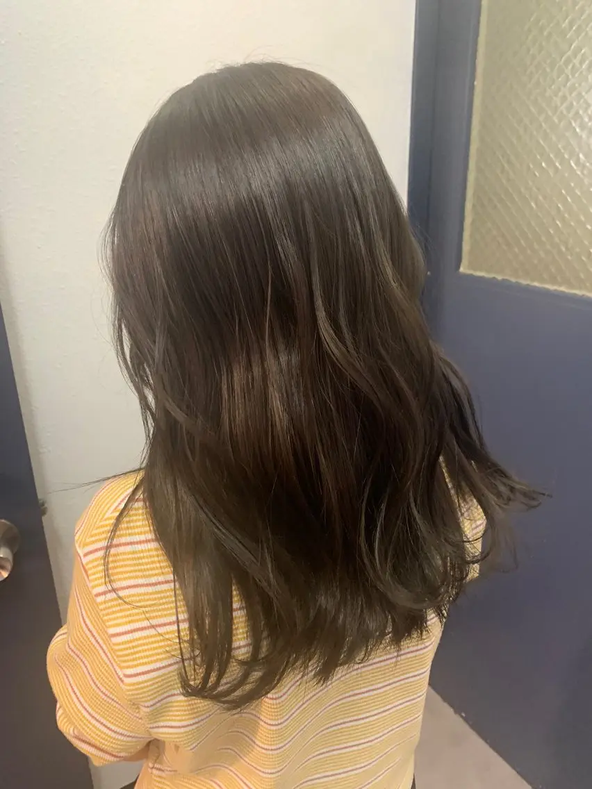 セミロング ヘアカラー トリートメント LOARK HAIR 市川笑瑠のヘアスタイル