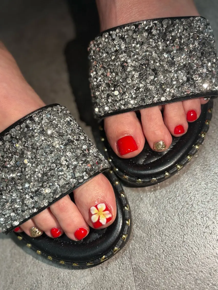 ネイル フットネイル nailsalon MILAのネイルデザイン