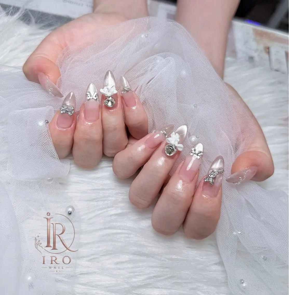ネイル ハンドネイル IRO Nail Studioのネイルデザイン