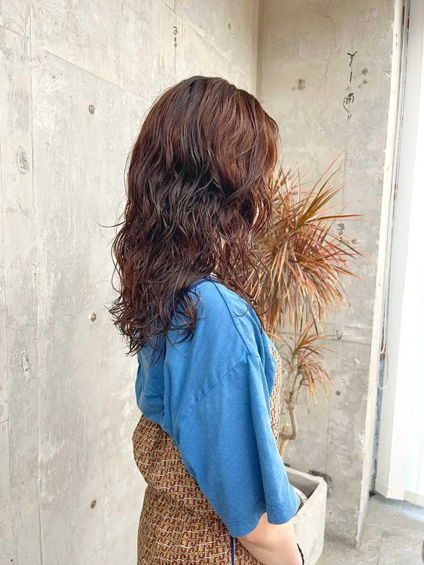 セミロング カラー パーマ セミロングパーマ ウルフカット カット ヘアカラー パーマ 小木曽智美 /ボブ/ショートのヘアスタイル