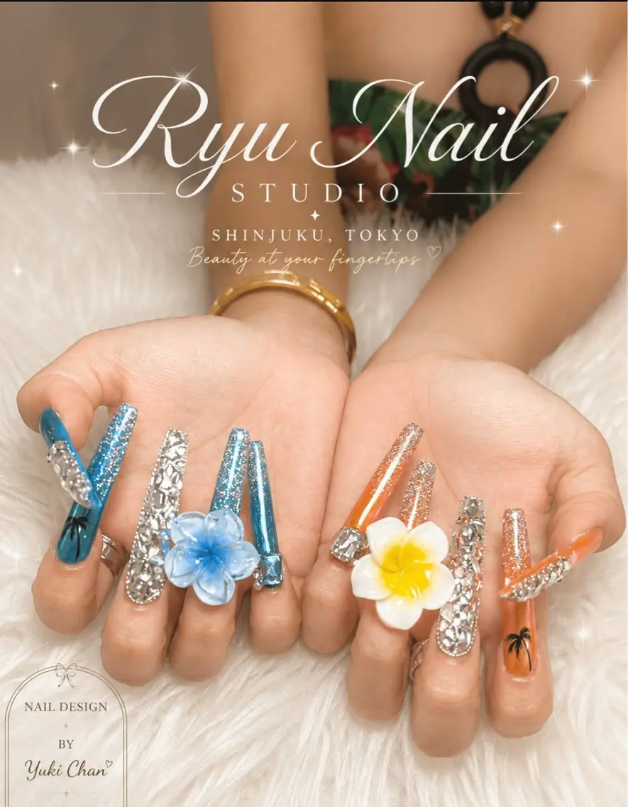 ネイル アートネイル フレンチネイル ジェルネイル キラキラネイル ニュアンスネイル ハンドネイル Ryu Nail YukiChanのネイルデザイン