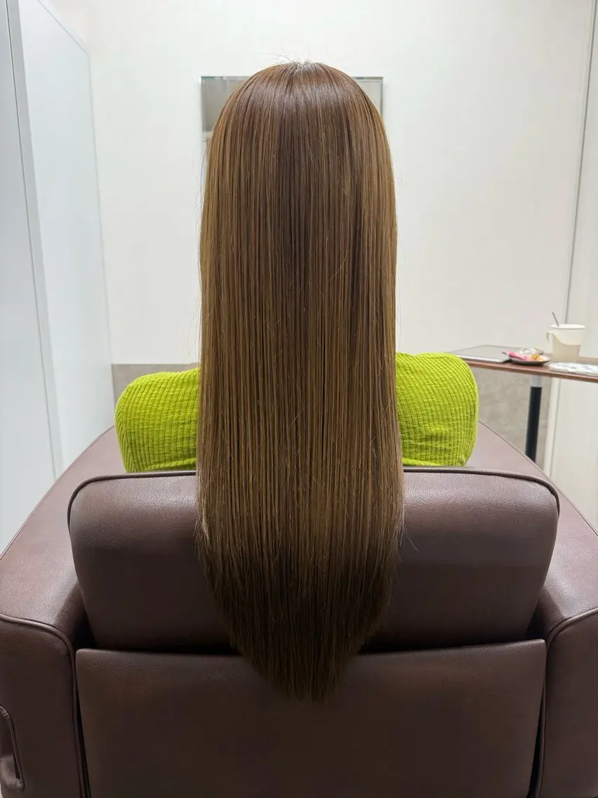 ロング カット ヘアカラー トリートメント 半個室 サロン🪽新宿3丁目のヘアスタイル