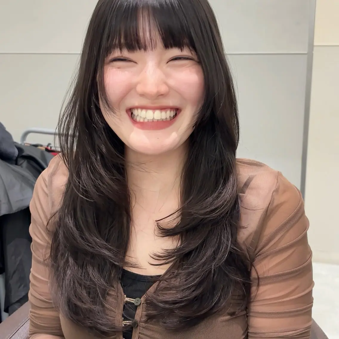ロング 盛れる透明感カラー momokaのヘアスタイル