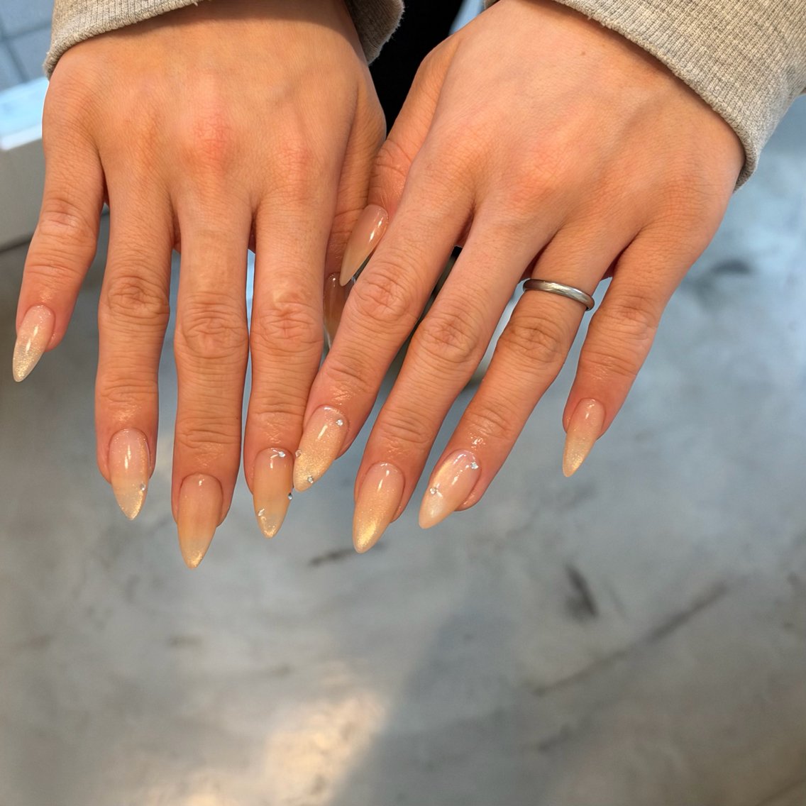 ネイル 長さ出し マグネットネイル ネイルチップ ハンドネイル __shiho. nailのネイルデザイン