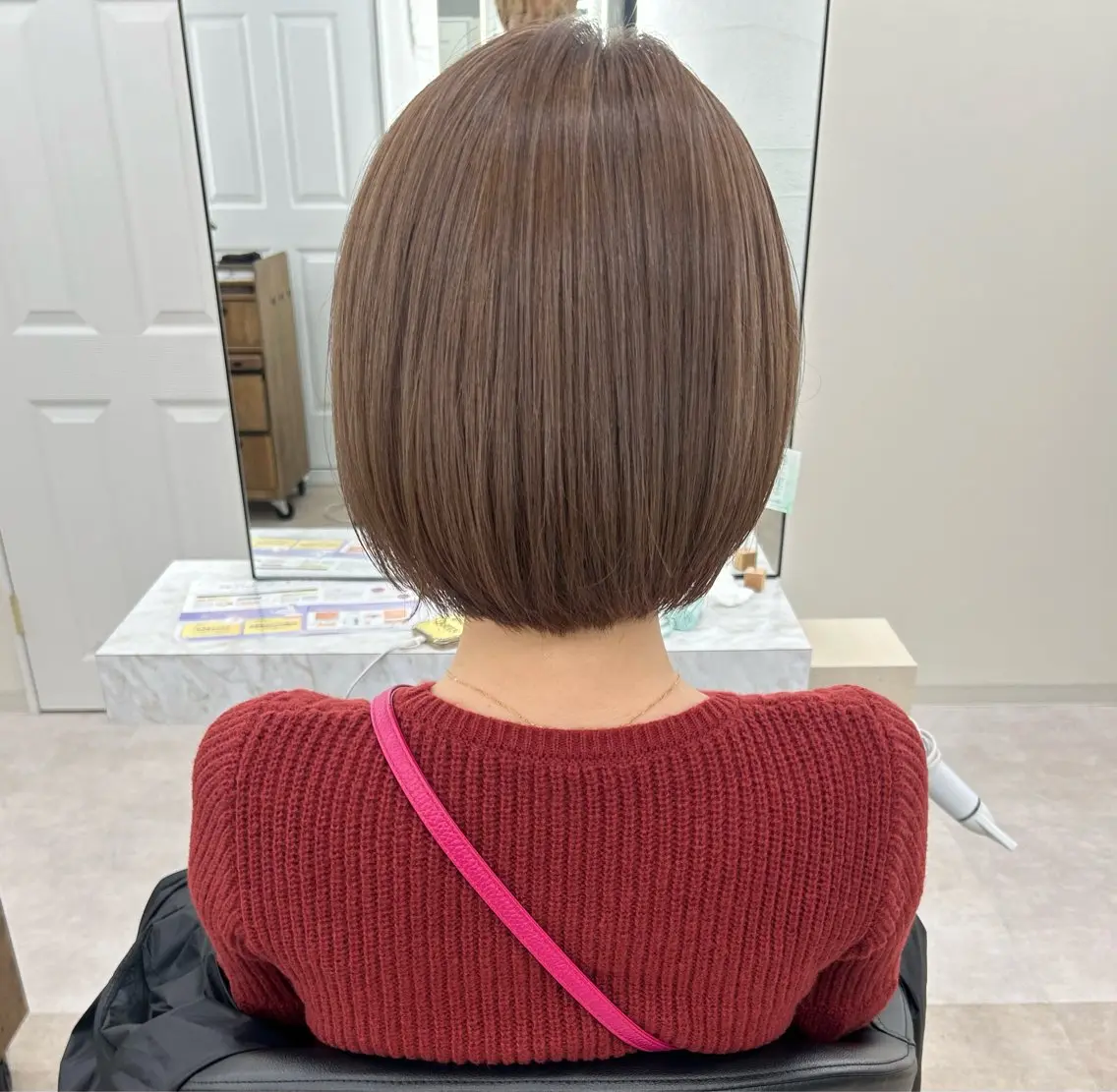 顎下ショートボブ限定❗️シークレットハイライト❣️派手すぎない自然な筋感ハイライト✨白髪ぼかし✨の写真