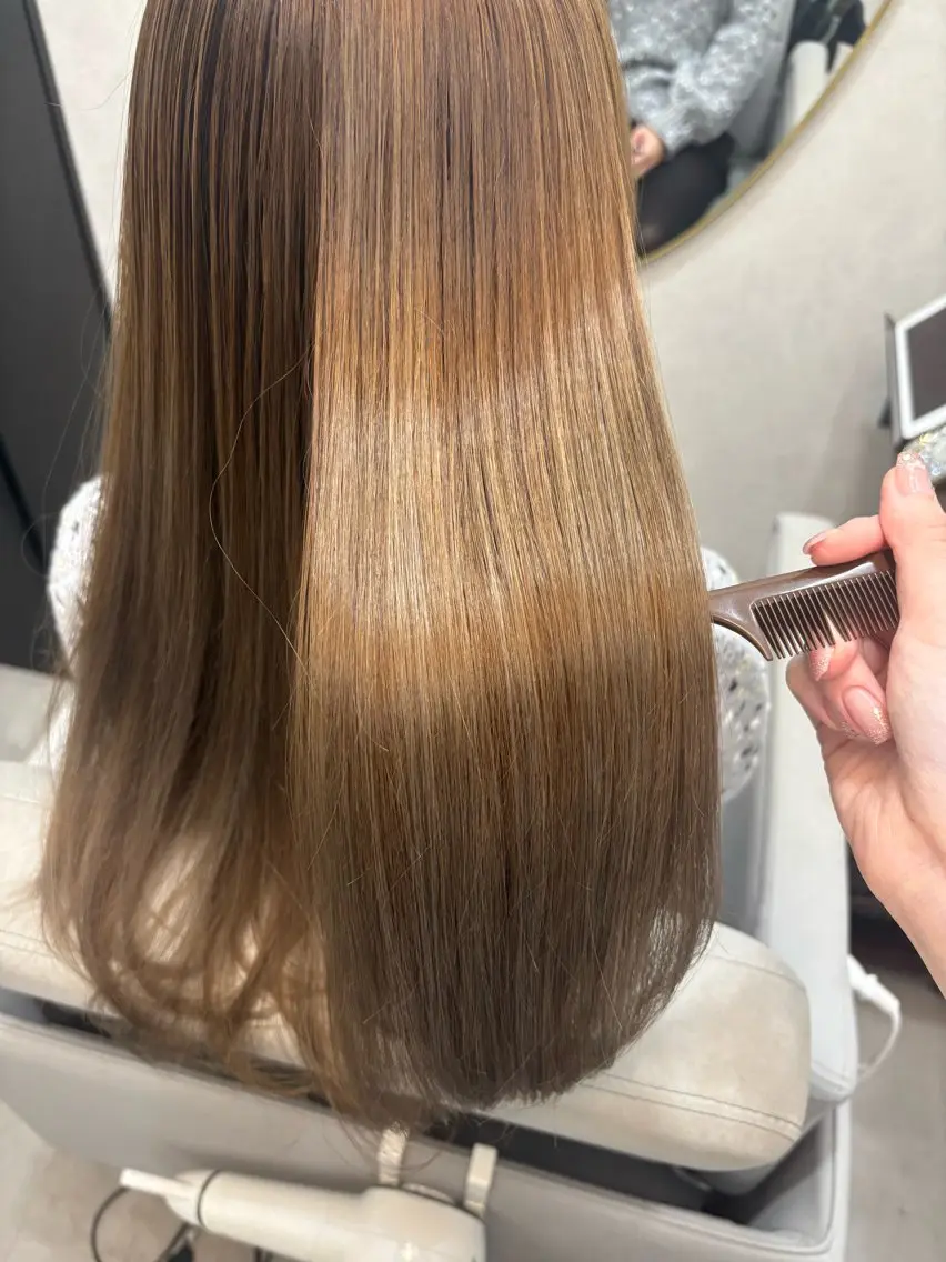 ロング ハイライト 水島 悠香子のヘアスタイル